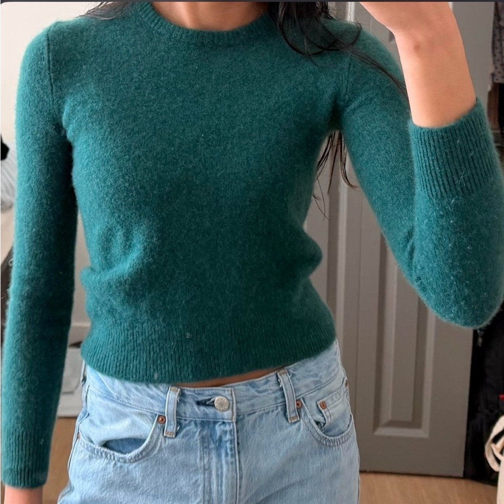 Cashmere Crewneck Women's Sweater in Deep green